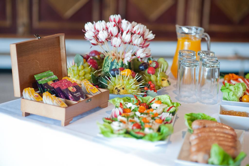 Hotel Victoria Lubowo  Ngoại thất bức ảnh